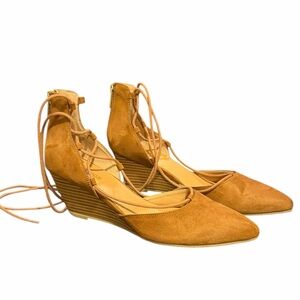 Kenneth Cole Reaction Women’s Stand Down Wedge Lace-up Pump Chestnut Size 7.5